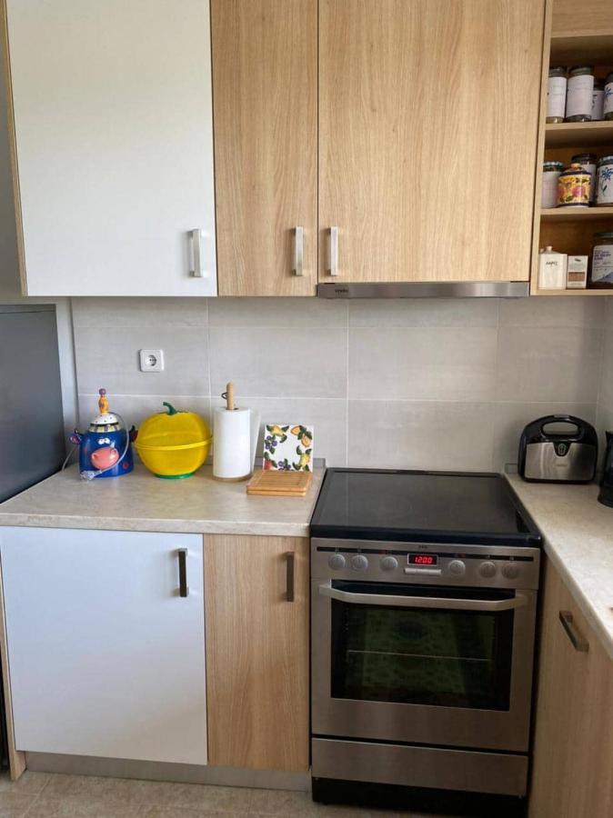 Polys Apartment And Paraskevi Studio With View بتولمايذا المظهر الخارجي الصورة