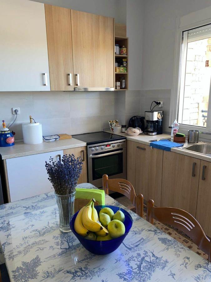 Polys Apartment And Paraskevi Studio With View بتولمايذا المظهر الخارجي الصورة