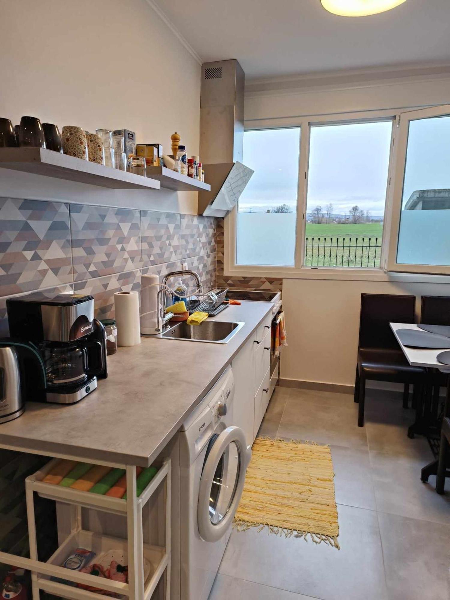 Polys Apartment And Paraskevi Studio With View بتولمايذا المظهر الخارجي الصورة
