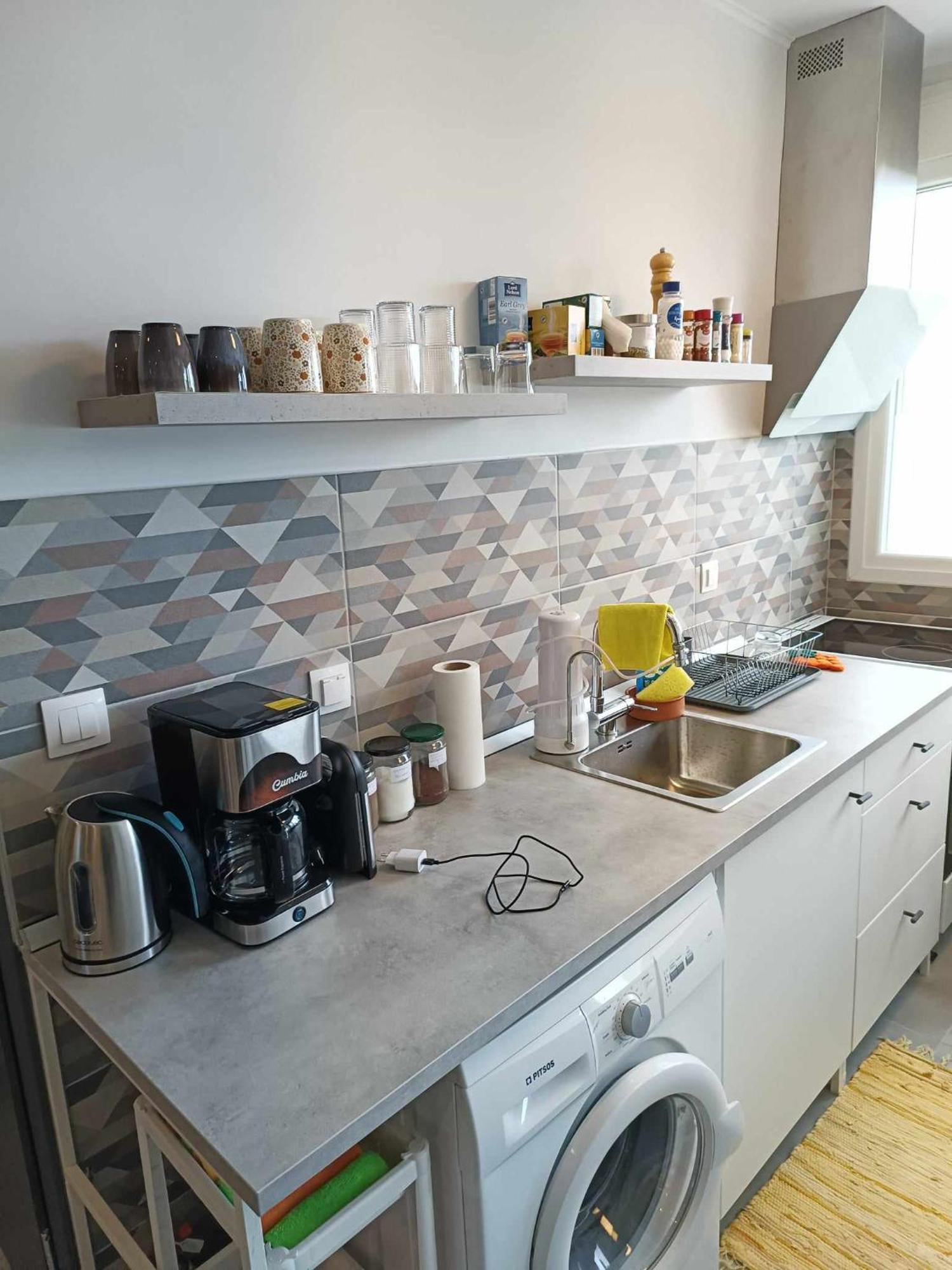 Polys Apartment And Paraskevi Studio With View بتولمايذا المظهر الخارجي الصورة